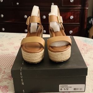 Steve Madden Tan Leather Sandals